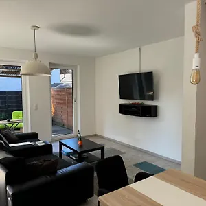  Apartment Neubau, Moderne Haushälfte In Deutschland