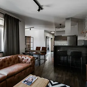 **** Hotel apartamentowy Too-good Polska