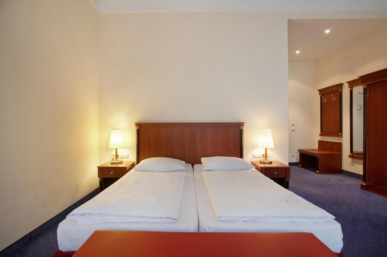 Acom-Hotel Berlin Kurfuerstendamm 3*,  Almanya