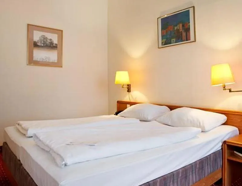 *** Otel Acom-Hotel Berlin Kurfuerstendamm Almanya