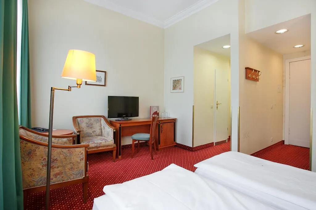 *** Otel Acom-Hotel Berlin Kurfuerstendamm Almanya